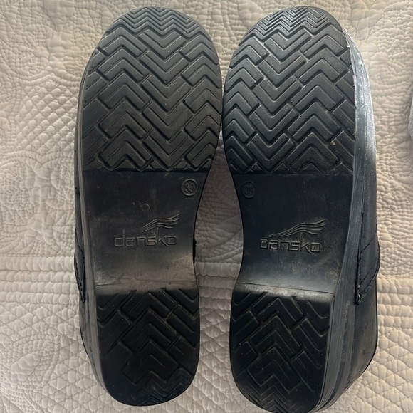 Dansko Professional closed back clogs - Picture 3 of 3